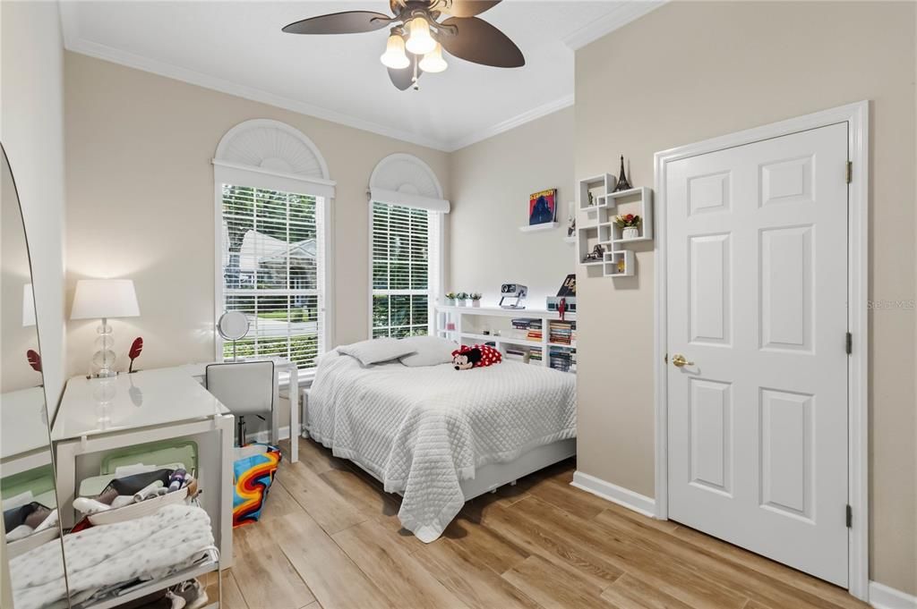 For Sale: $1,100,000 (4 beds, 3 baths, 3411 Square Feet)