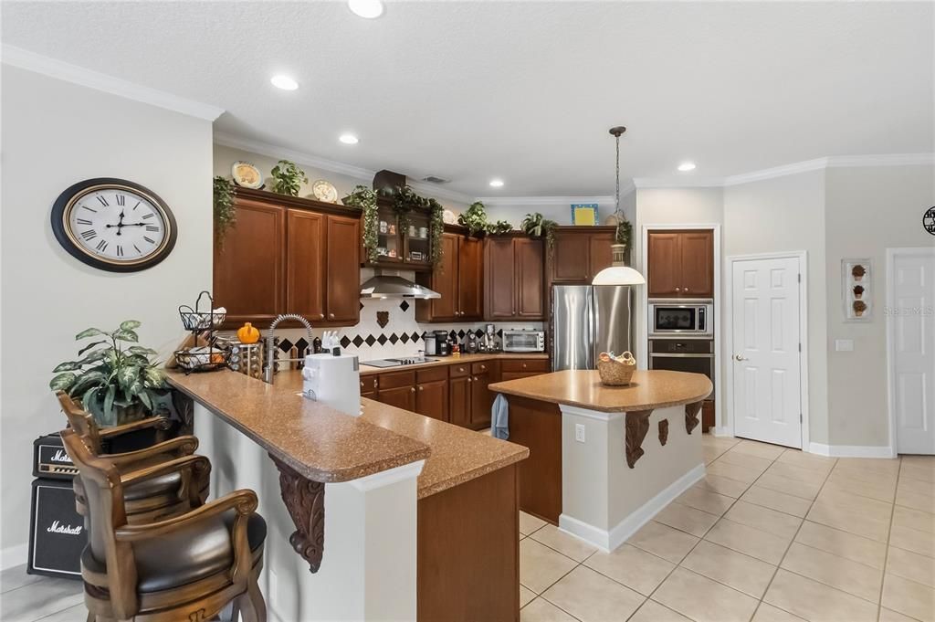 For Sale: $1,100,000 (4 beds, 3 baths, 3411 Square Feet)