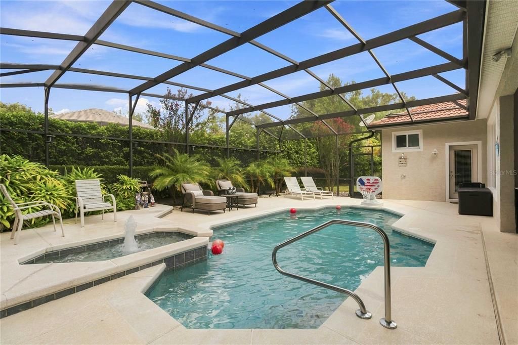 For Sale: $1,100,000 (4 beds, 3 baths, 3411 Square Feet)