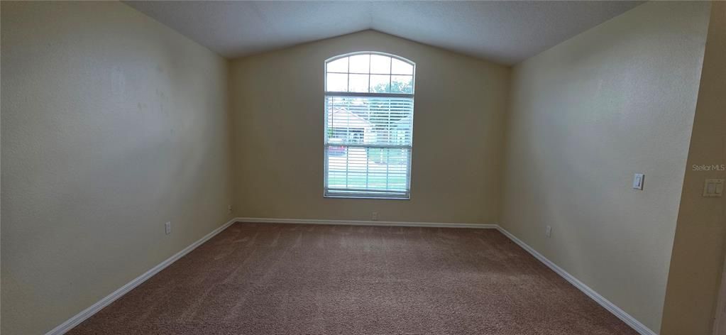For Rent: $2,195 (3 beds, 2 baths, 1631 Square Feet)