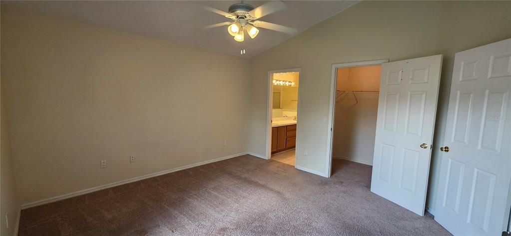 For Rent: $2,195 (3 beds, 2 baths, 1631 Square Feet)