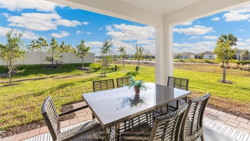 For Sale: $299,375 (3 beds, 2 baths, 1543 Square Feet)