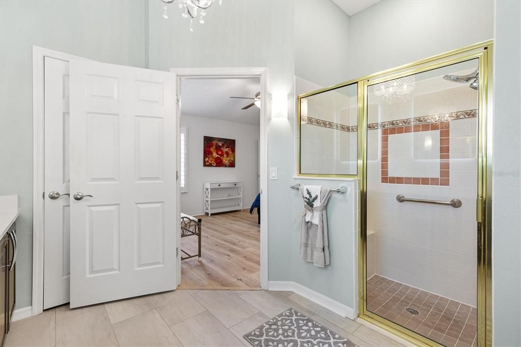 En Venta: $369,000 (3 camas, 2 baños, 1548 Pies cuadrados)