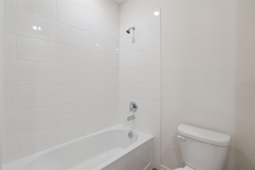 For Sale: $421,990 (5 beds, 3 baths, 2490 Square Feet)
