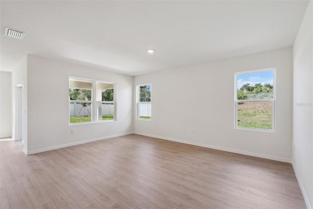 For Sale: $421,990 (5 beds, 3 baths, 2490 Square Feet)