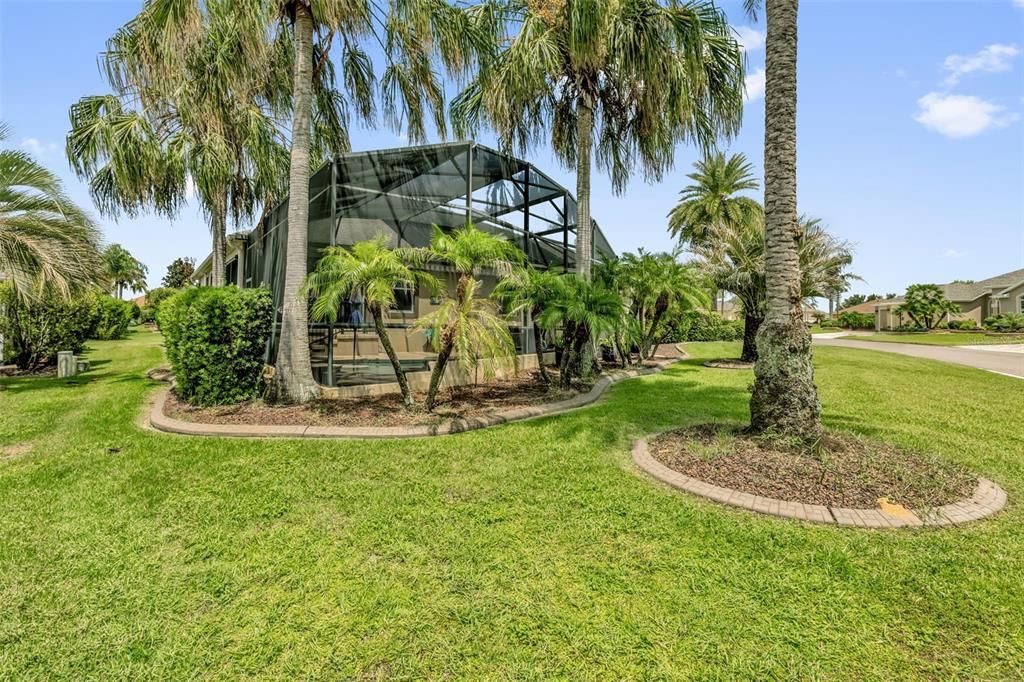 Active With Contract: $629,900 (3 beds, 2 baths, 1937 Square Feet)