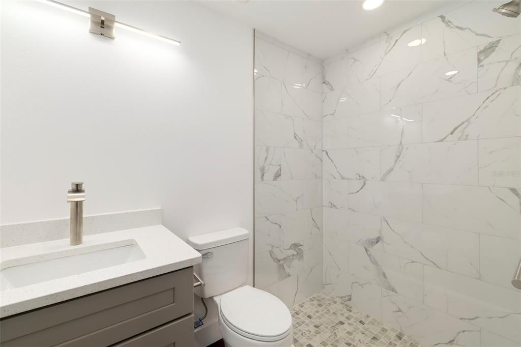 For Sale: $649,000 (6 beds, 0 baths, 2640 Square Feet)