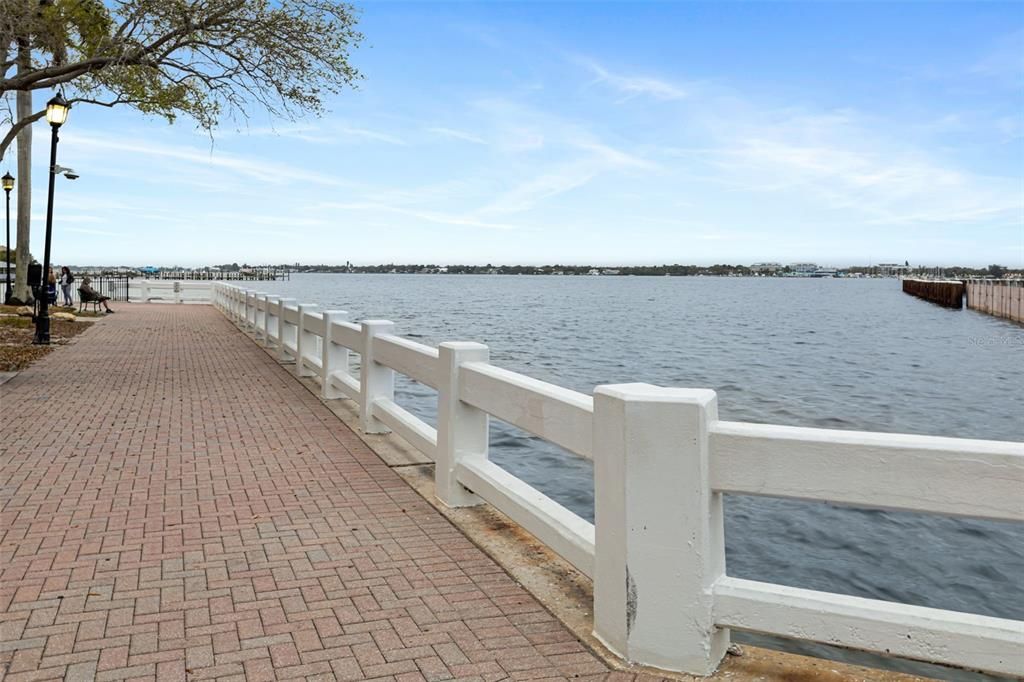 For Sale: $649,000 (6 beds, 0 baths, 2640 Square Feet)