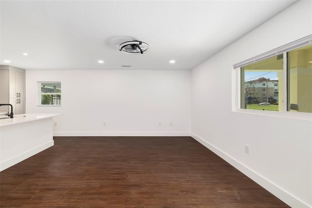 For Sale: $649,000 (6 beds, 0 baths, 2640 Square Feet)