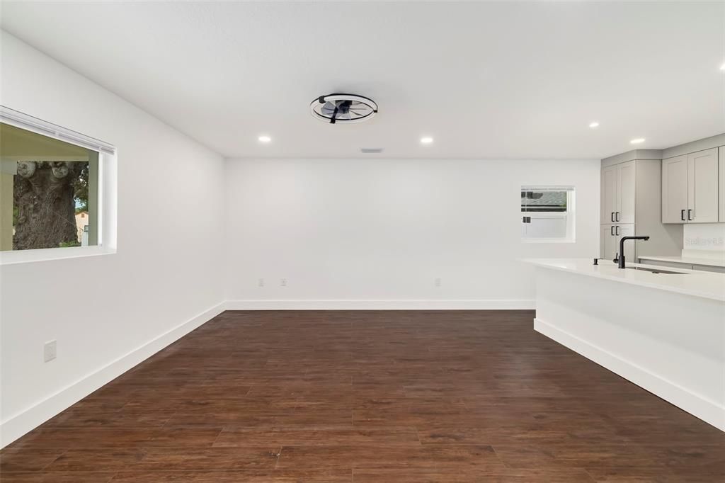 For Sale: $649,000 (6 beds, 0 baths, 2640 Square Feet)
