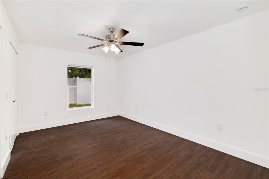 For Sale: $649,000 (6 beds, 0 baths, 2640 Square Feet)