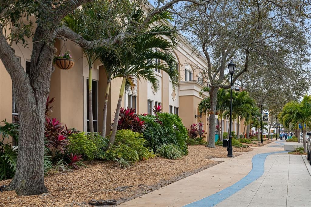 For Sale: $649,000 (6 beds, 0 baths, 2640 Square Feet)