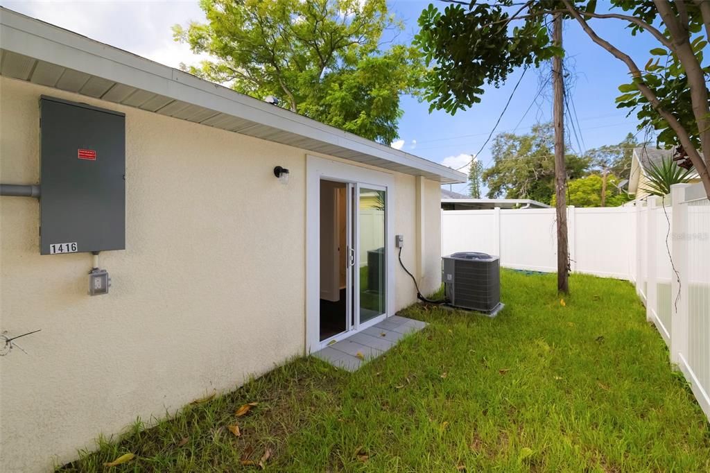 For Sale: $649,000 (6 beds, 0 baths, 2640 Square Feet)
