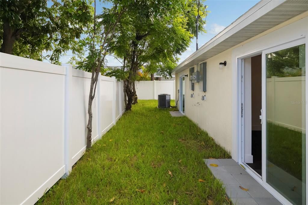 For Sale: $649,000 (6 beds, 0 baths, 2640 Square Feet)