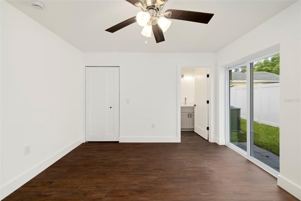 For Sale: $649,000 (6 beds, 0 baths, 2640 Square Feet)