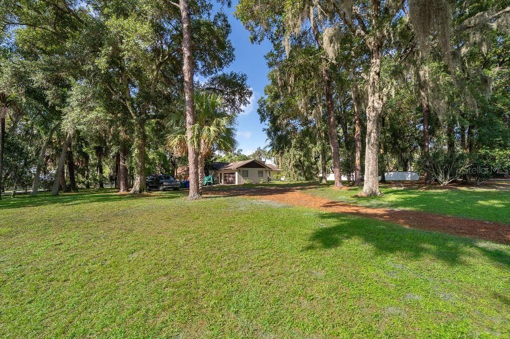 For Sale: $609,000 (4 beds, 3 baths, 3000 Square Feet)