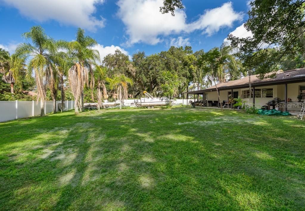 For Sale: $609,000 (4 beds, 3 baths, 3000 Square Feet)