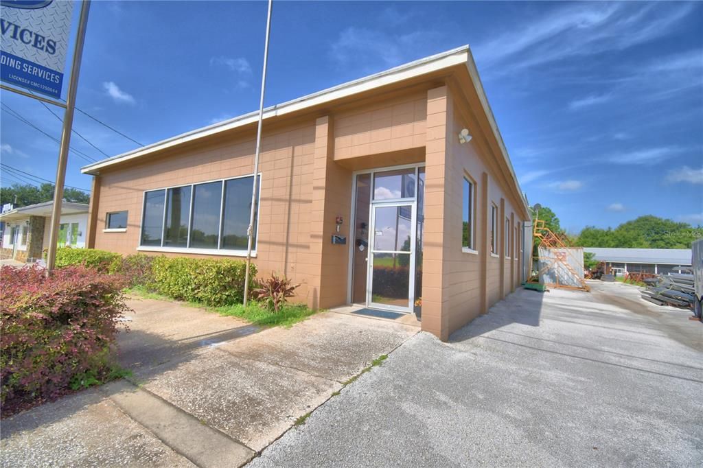 For Sale: $450,000 (0 beds, 0 baths, 4680 Square Feet)