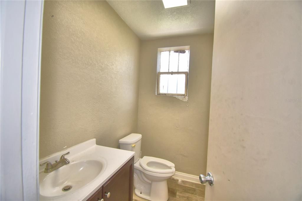 For Sale: $450,000 (0 beds, 0 baths, 4680 Square Feet)