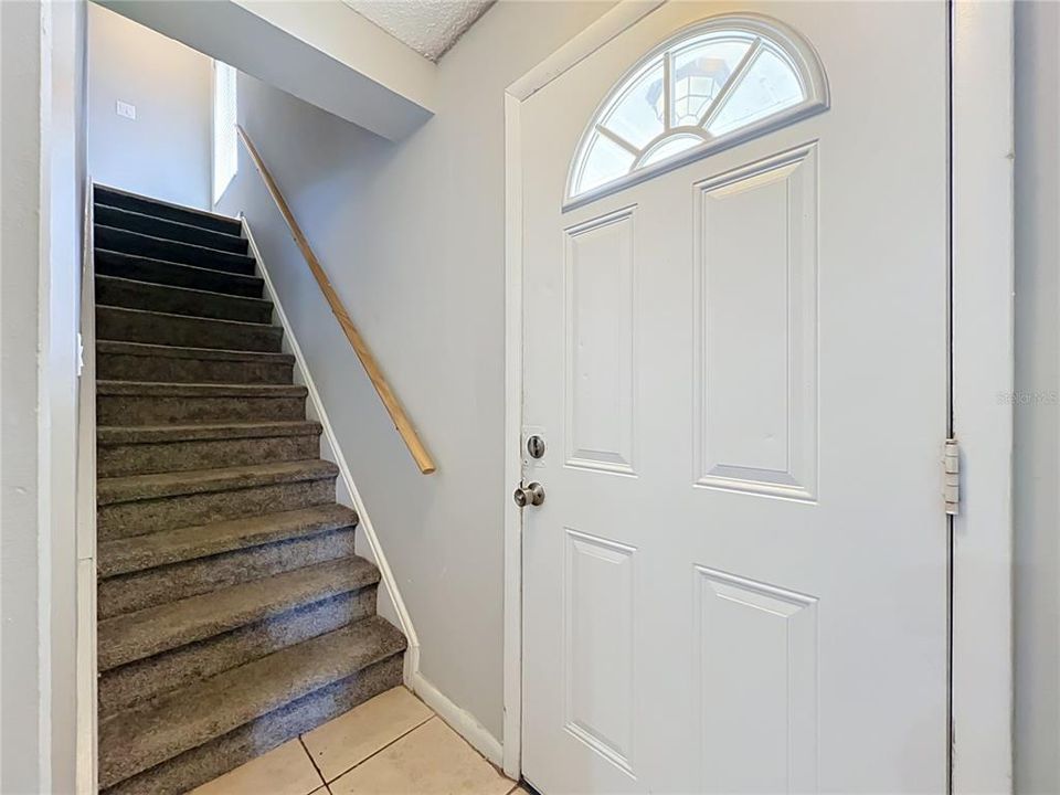 For Sale: $149,000 (2 beds, 2 baths, 980 Square Feet)