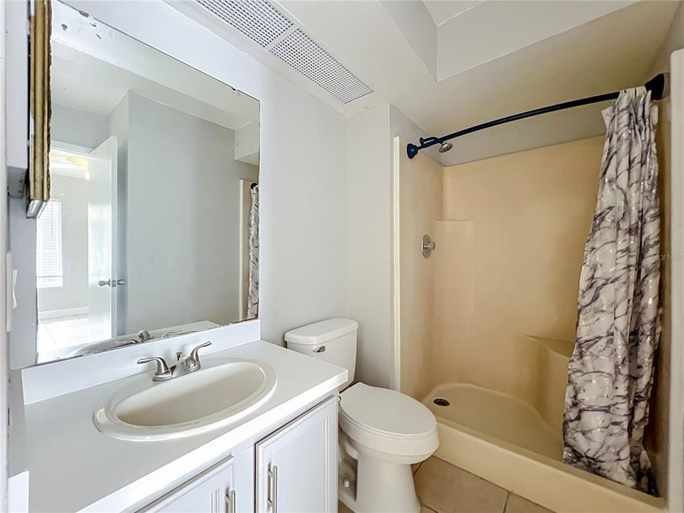 For Sale: $149,000 (2 beds, 2 baths, 980 Square Feet)
