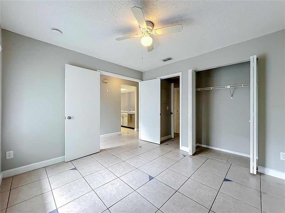 For Sale: $149,000 (2 beds, 2 baths, 980 Square Feet)