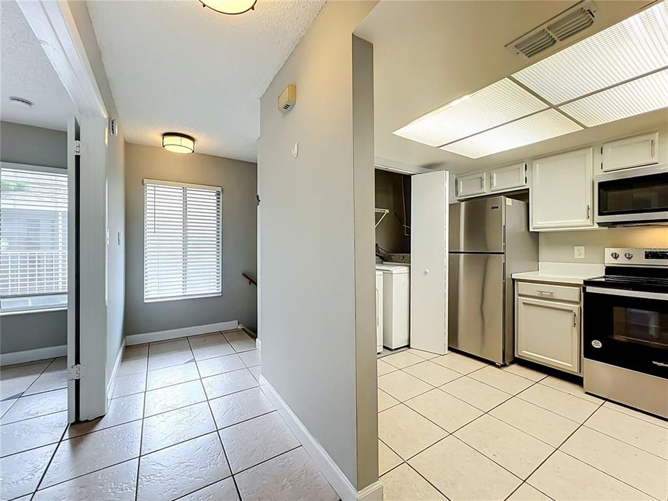 For Sale: $149,000 (2 beds, 2 baths, 980 Square Feet)