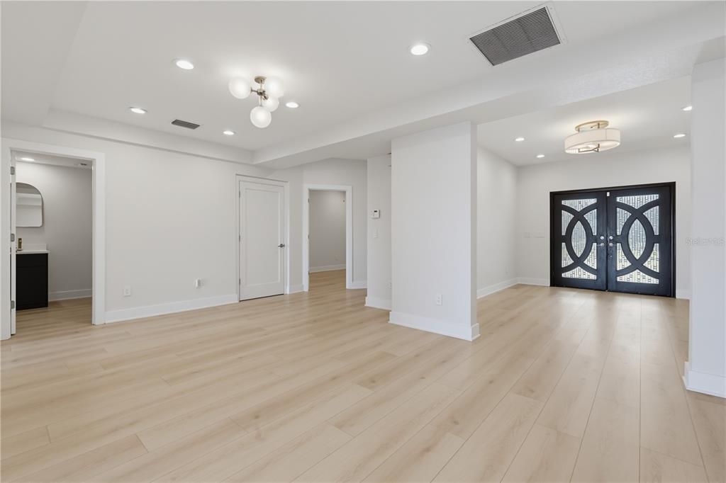 For Rent: $18,500 (4 beds, 4 baths, 3380 Square Feet)