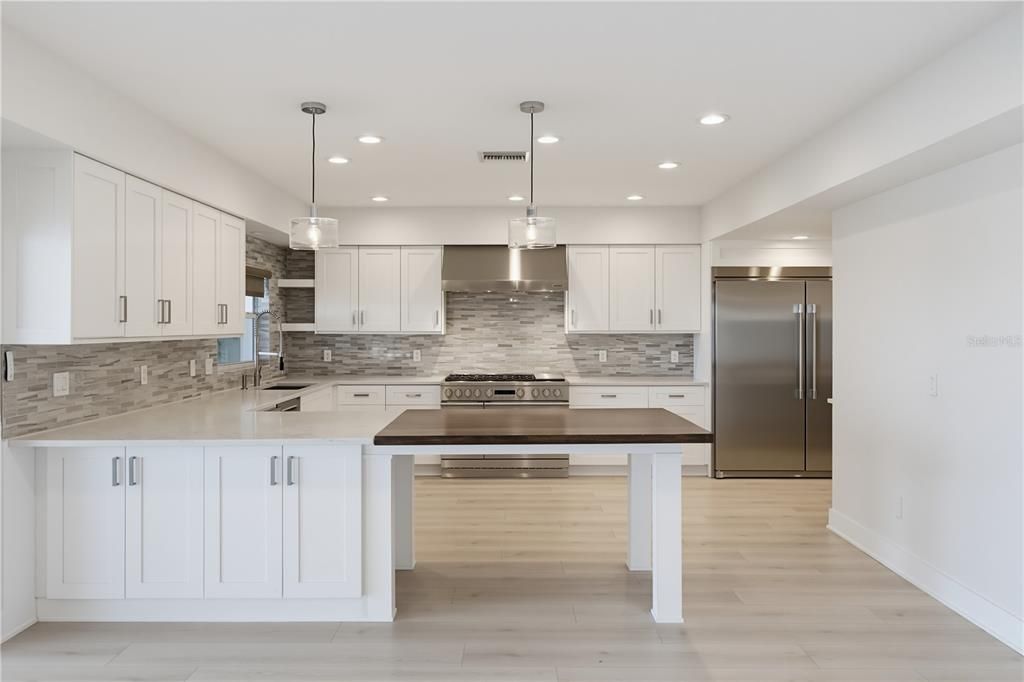 For Rent: $18,500 (4 beds, 4 baths, 3380 Square Feet)