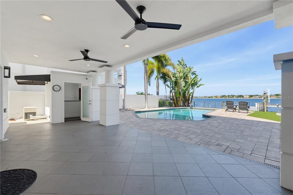 For Rent: $18,500 (4 beds, 4 baths, 3380 Square Feet)