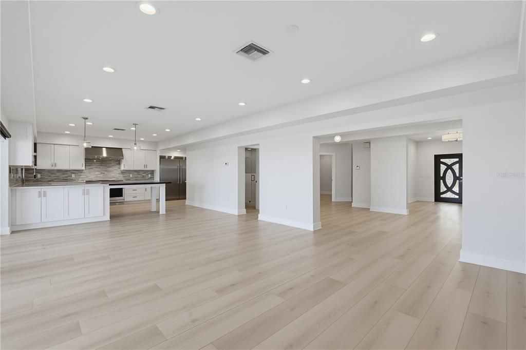 For Rent: $18,500 (4 beds, 4 baths, 3380 Square Feet)