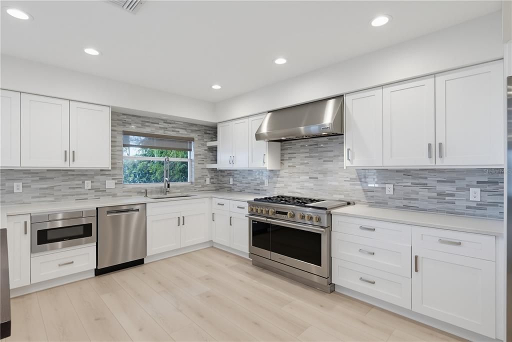 For Rent: $18,500 (4 beds, 4 baths, 3380 Square Feet)