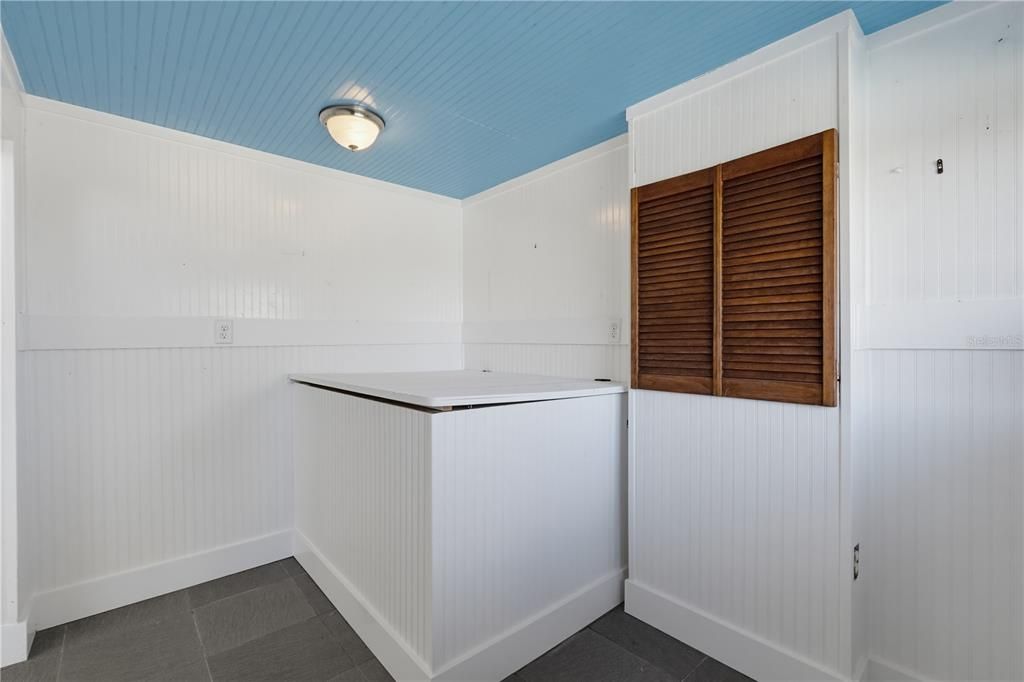 For Rent: $18,500 (4 beds, 4 baths, 3380 Square Feet)