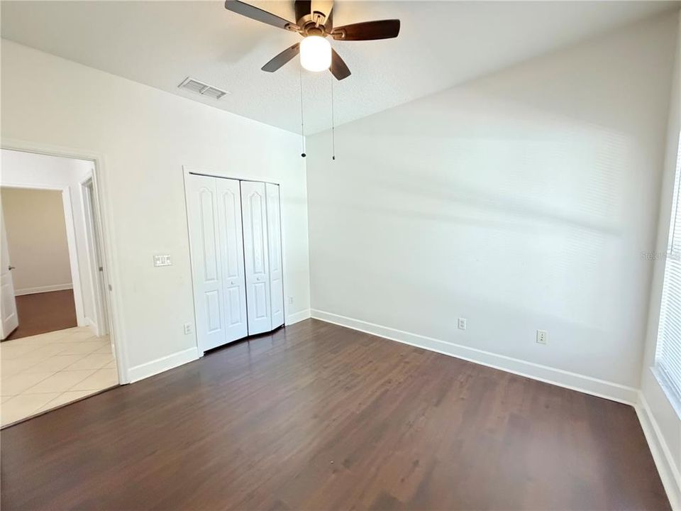 For Sale: $499,900 (5 beds, 2 baths, 3008 Square Feet)