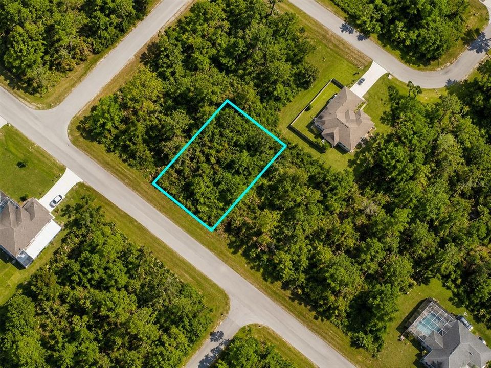 En Venta: $29,900 (0.23 acres)