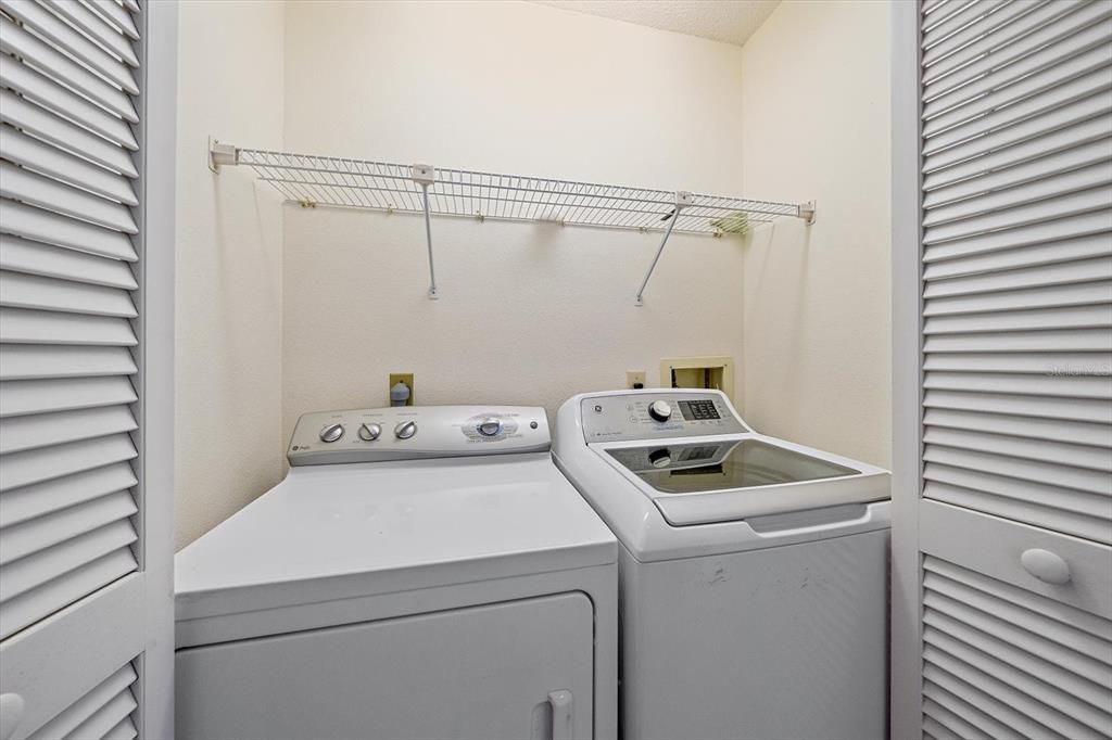 For Sale: $199,000 (2 beds, 2 baths, 1319 Square Feet)