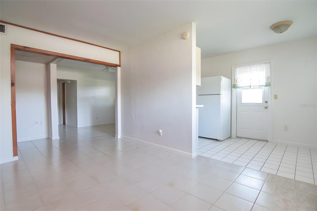 For Sale: $399,900 (3 beds, 0 baths, 1558 Square Feet)