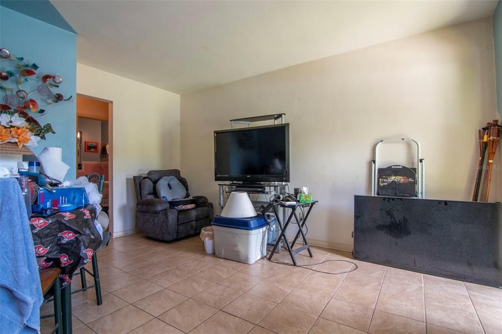 For Sale: $399,900 (3 beds, 0 baths, 1558 Square Feet)