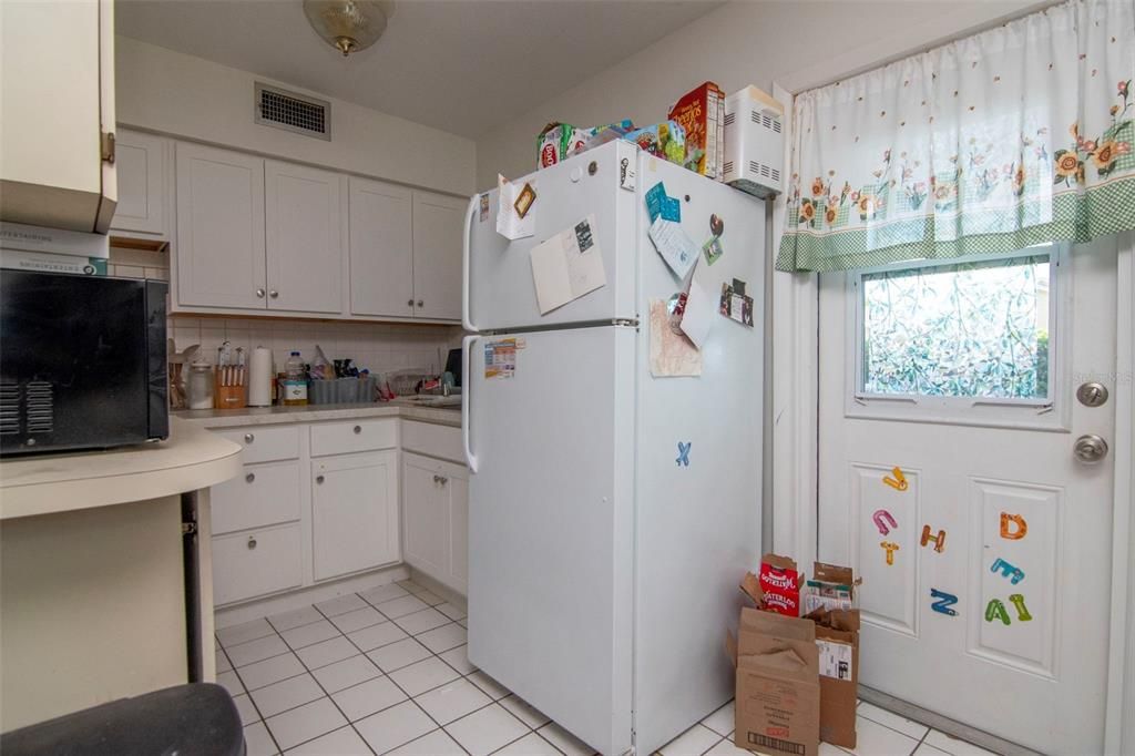 For Sale: $399,900 (3 beds, 0 baths, 1558 Square Feet)