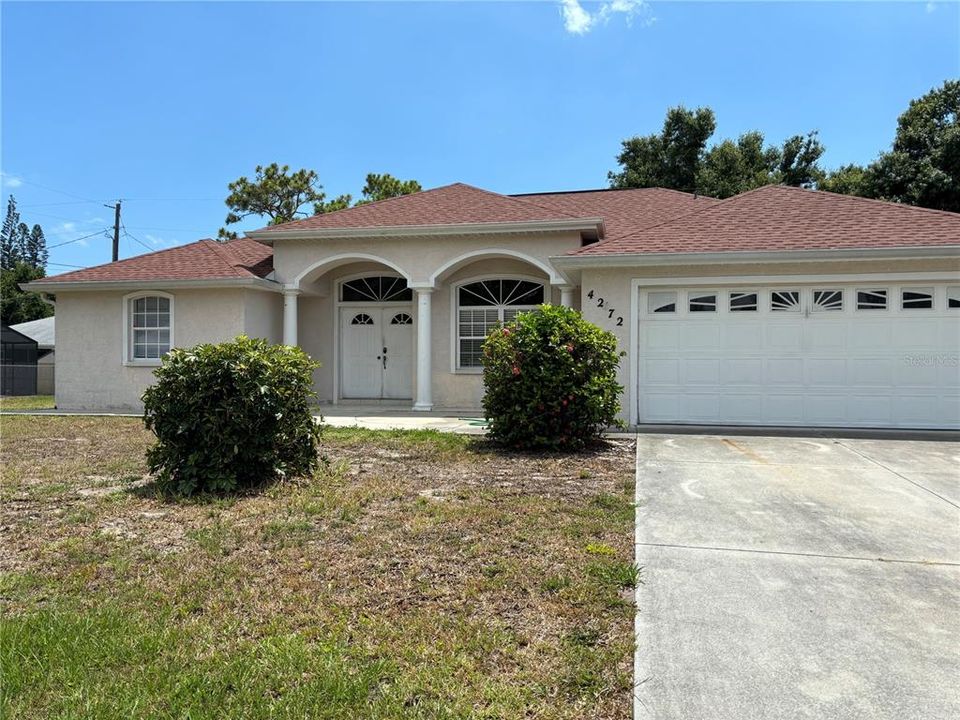 For Rent: $2,500 (3 beds, 2 baths, 1840 Square Feet)