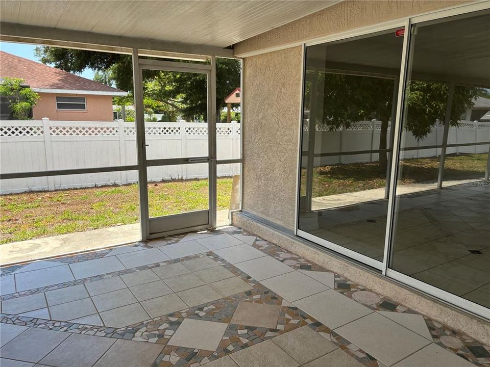 For Rent: $2,500 (3 beds, 2 baths, 1840 Square Feet)