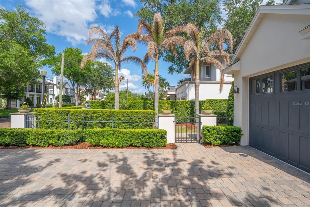 For Rent: $8,900 (4 beds, 3 baths, 3174 Square Feet)