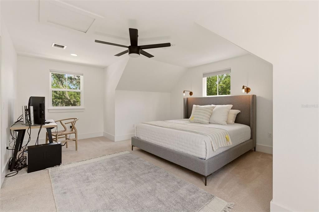For Rent: $8,900 (4 beds, 3 baths, 3174 Square Feet)