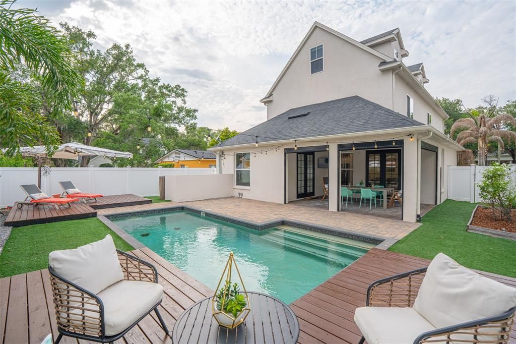 For Rent: $8,900 (4 beds, 3 baths, 3174 Square Feet)