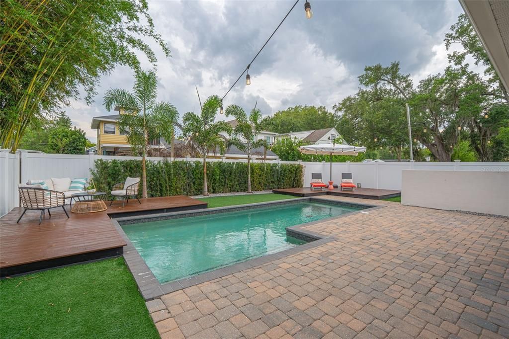 For Rent: $8,900 (4 beds, 3 baths, 3174 Square Feet)