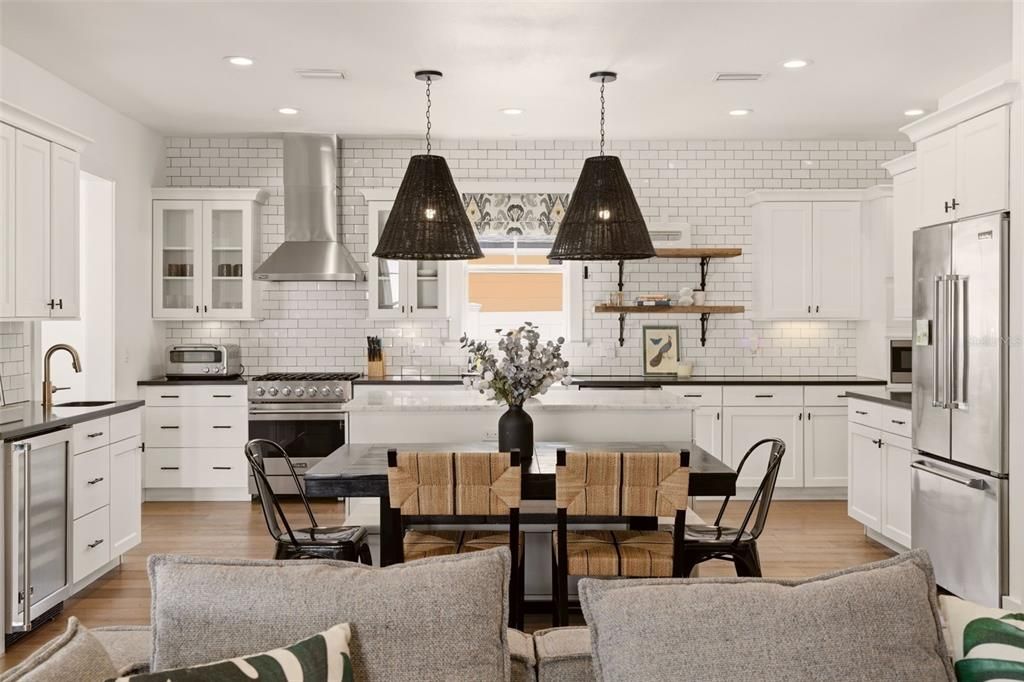 For Rent: $8,900 (4 beds, 3 baths, 3174 Square Feet)