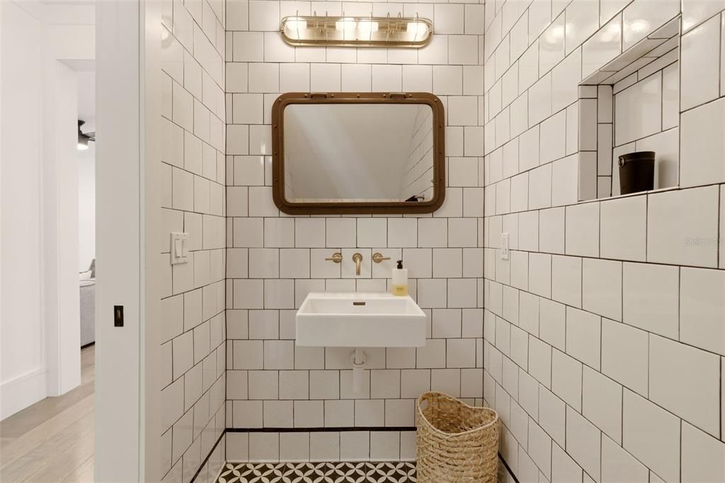 For Rent: $8,900 (4 beds, 3 baths, 3174 Square Feet)