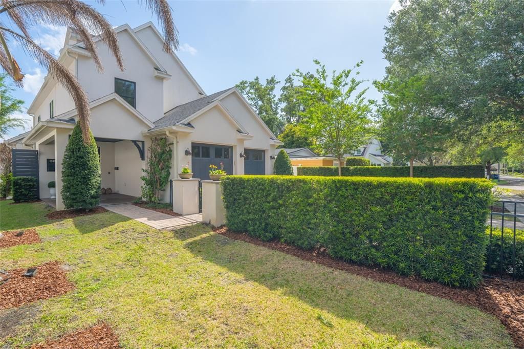 For Rent: $8,900 (4 beds, 3 baths, 3174 Square Feet)