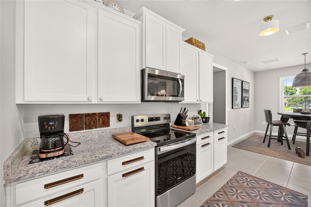For Sale: $625,000 (4 beds, 3 baths, 2843 Square Feet)