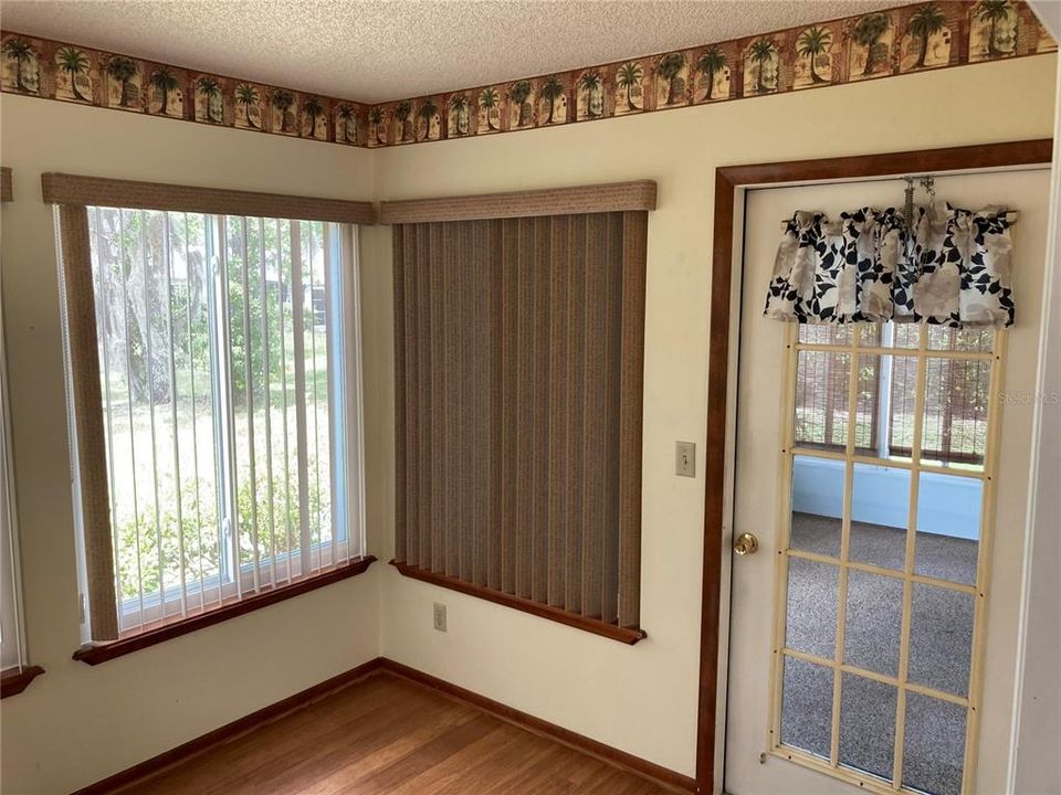 В аренду: $1,575 (2 спален, 2 ванн, 1086 Квадратных фут)